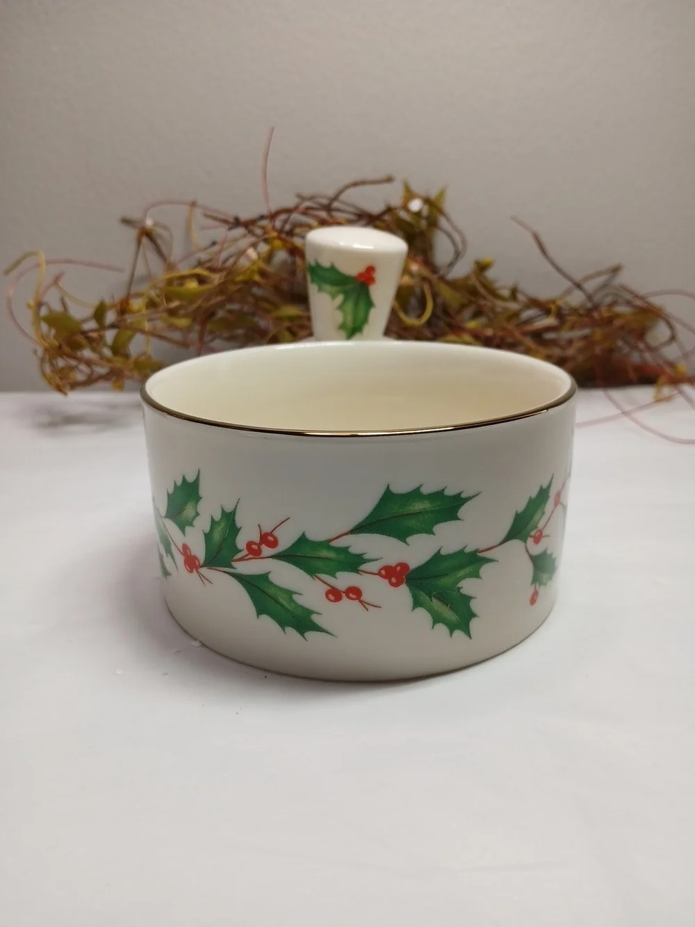Lenox Cream, Green and Red Holiday Wine Coaster & Cork Stopper Set